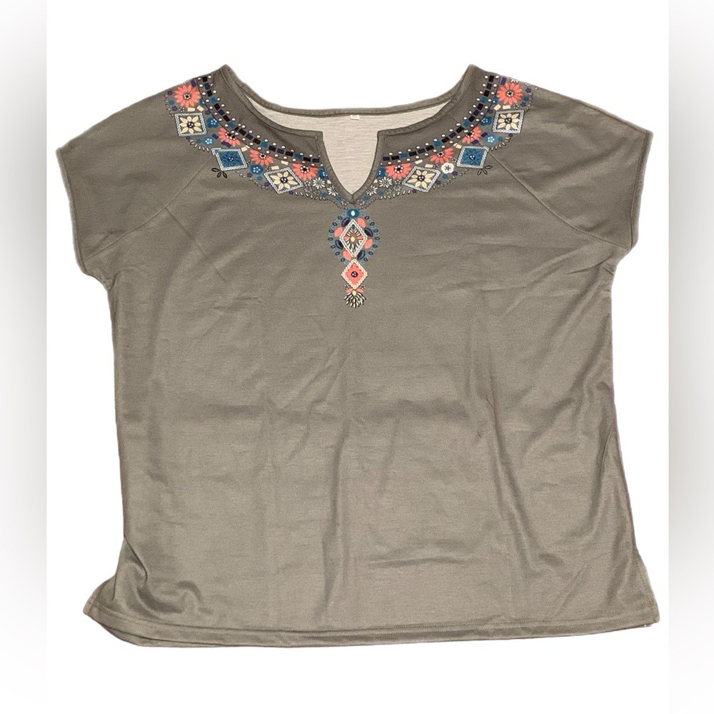 EUC Plus Size XXL Shirt